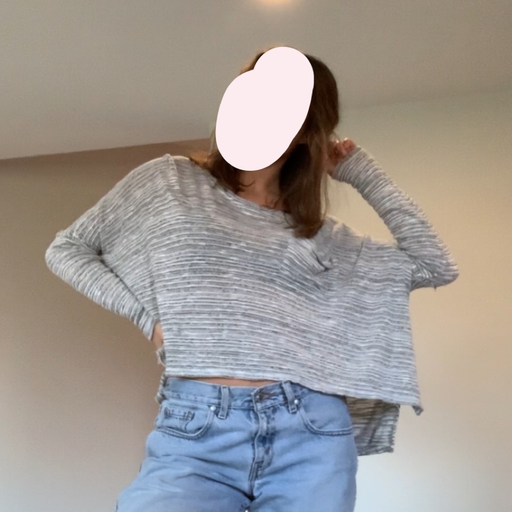Me to We flowy boho top